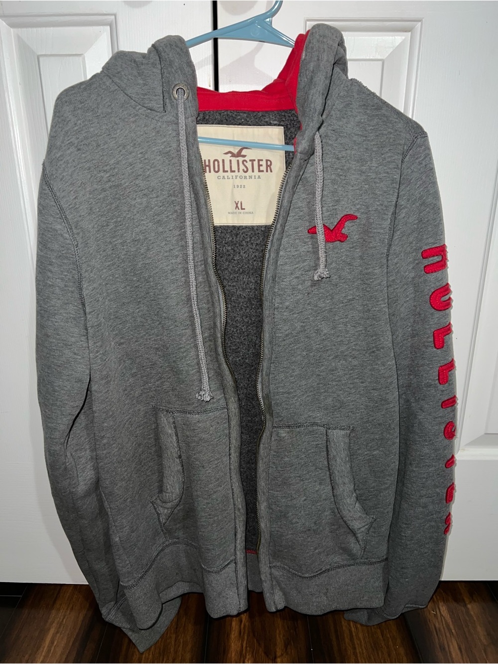 Hollister Gray Zip-Up Hoodie with Red Logo Men Vintage